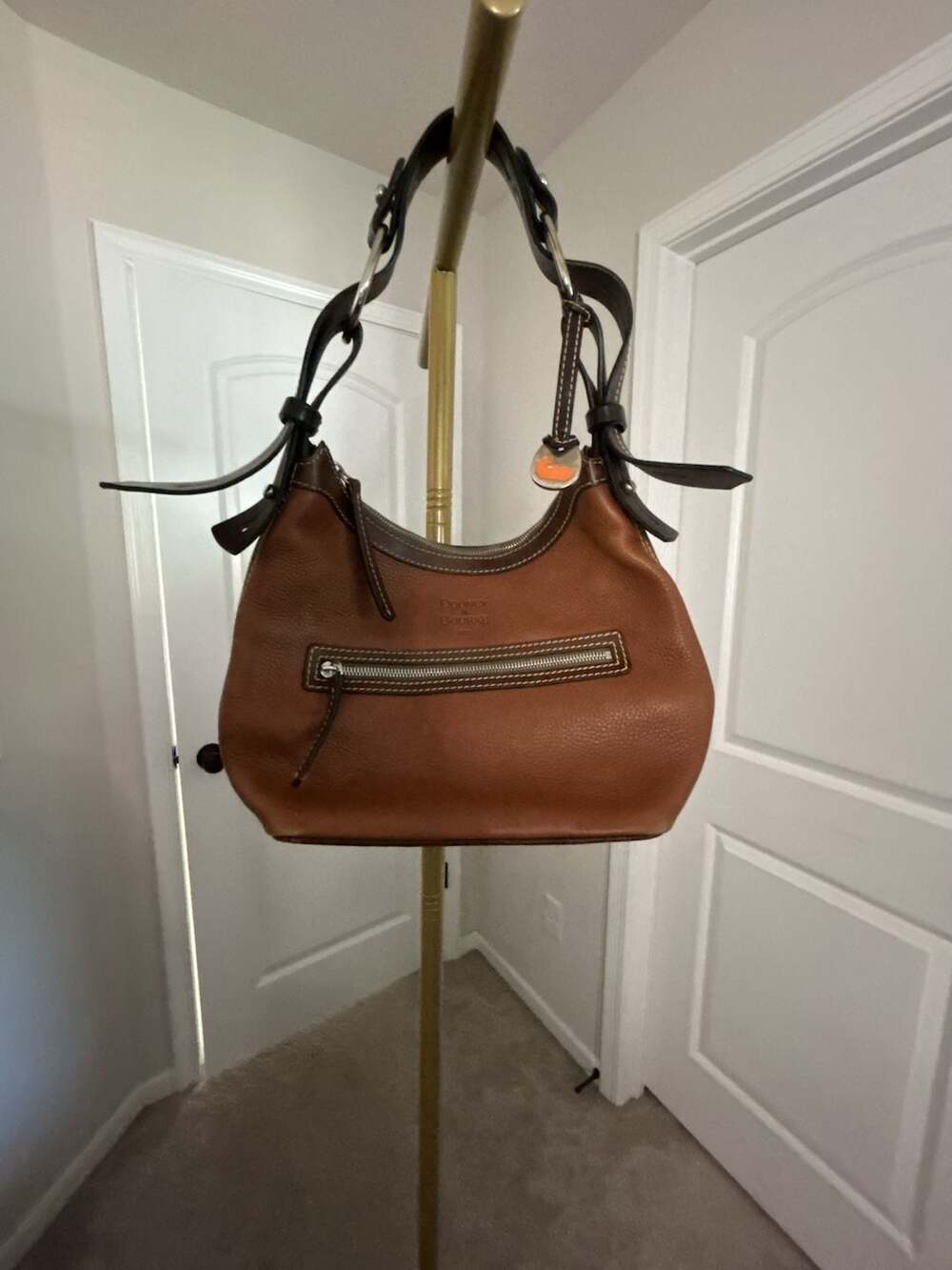 Dooney & Bourke Pebble Leather Brown Shoulder Bag *see pictures and description